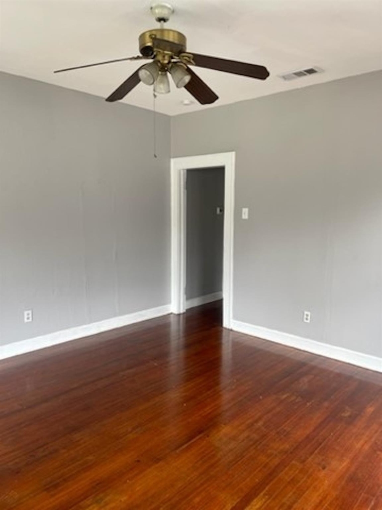 5721 Victor Street - Photo 8