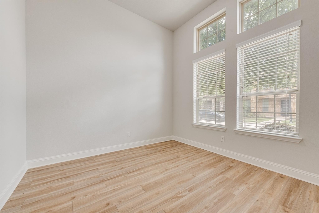 628 Ansley Way - Photo 6