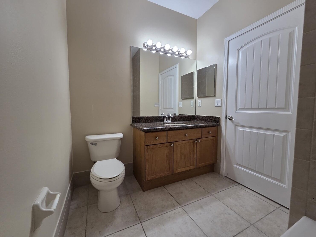 4653 Villas Santorini Drive - Photo 20