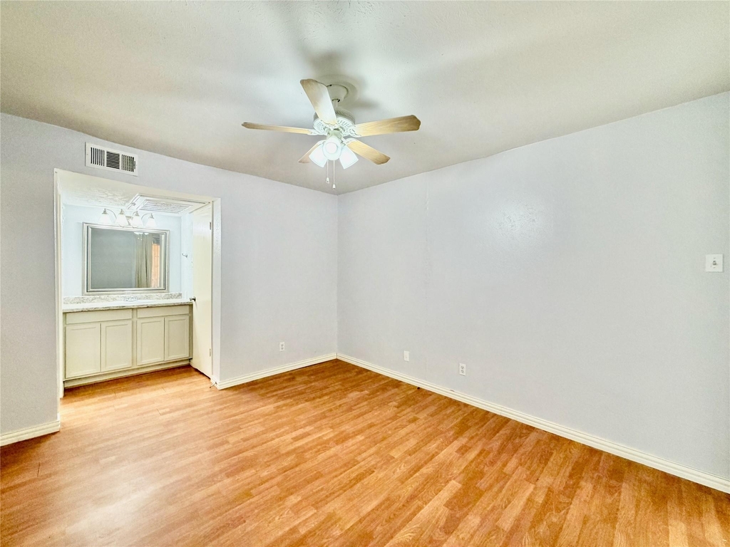 4314 Travis Street - Photo 10