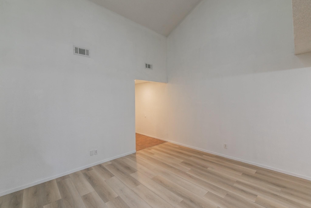 611 Lost Springs Court - Photo 10