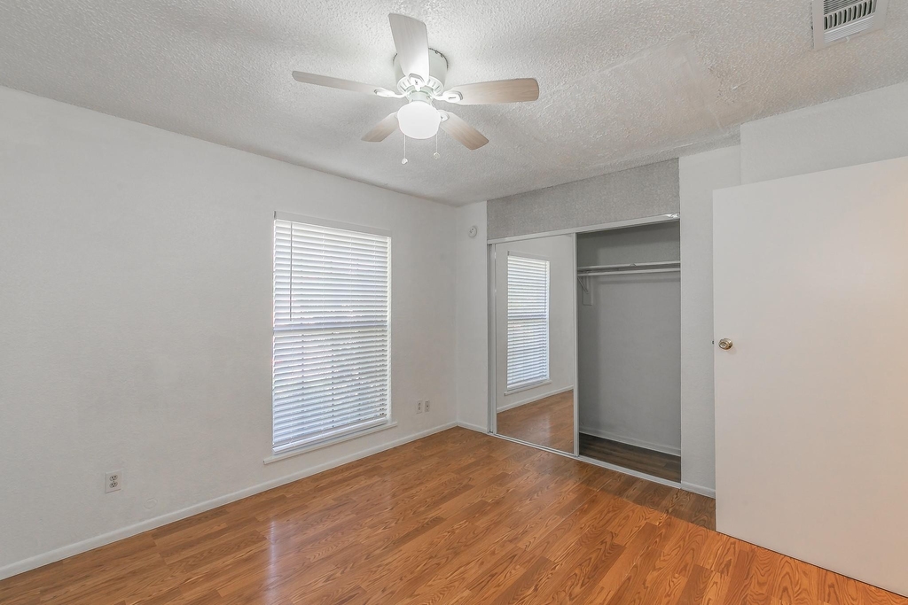 611 Lost Springs Court - Photo 7