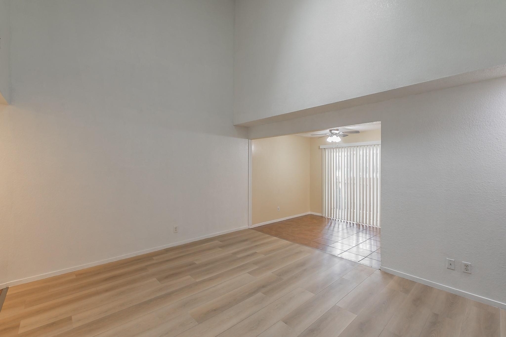611 Lost Springs Court - Photo 11