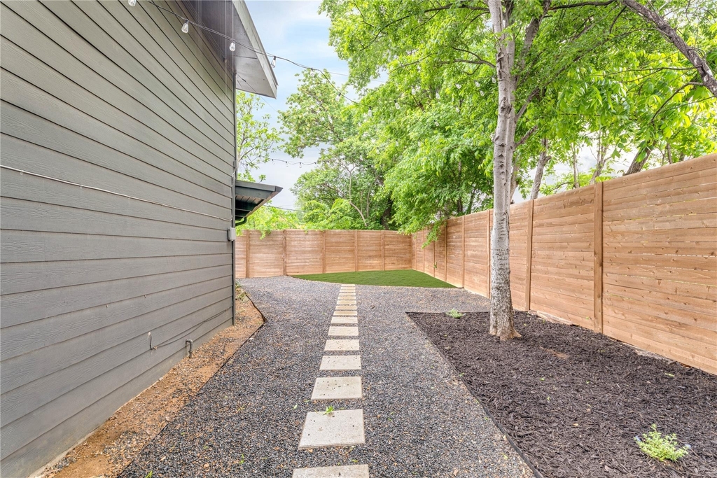 3611 Marsh Lane Place - Photo 10