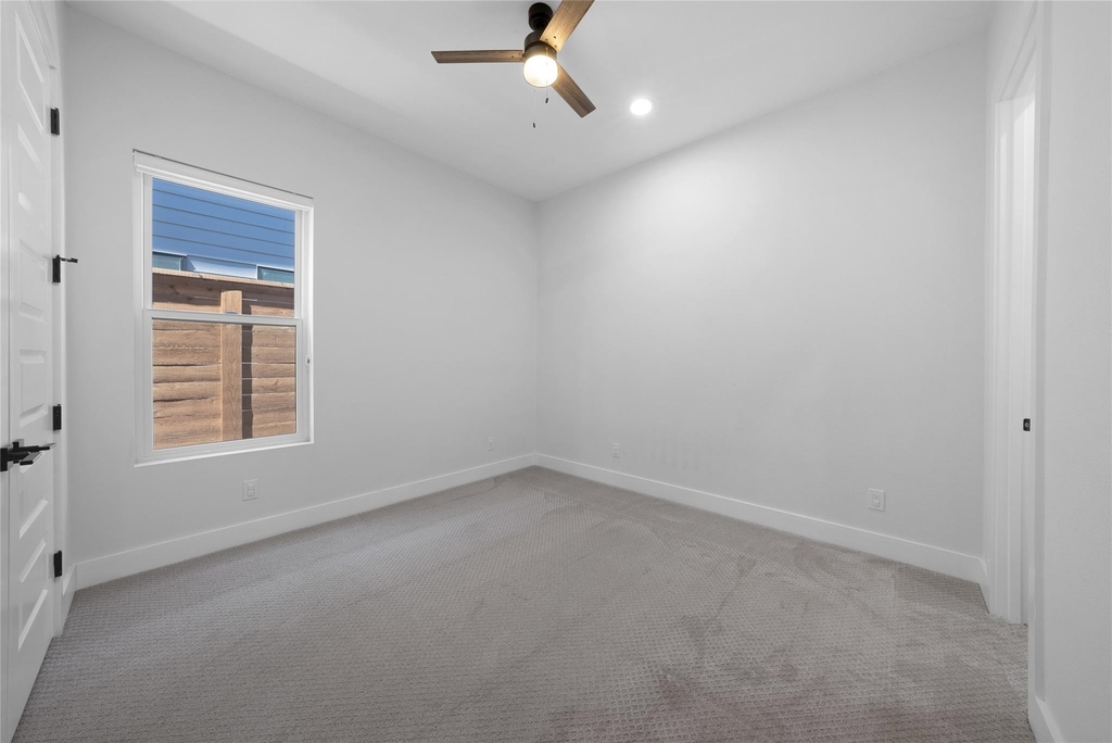 4811 W University Boulevard - Photo 25
