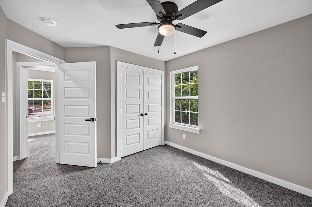 2211 Brookes Street - Photo 13