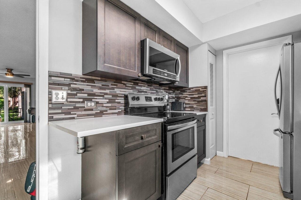2037 S Seacrest Boulevard - Photo 12