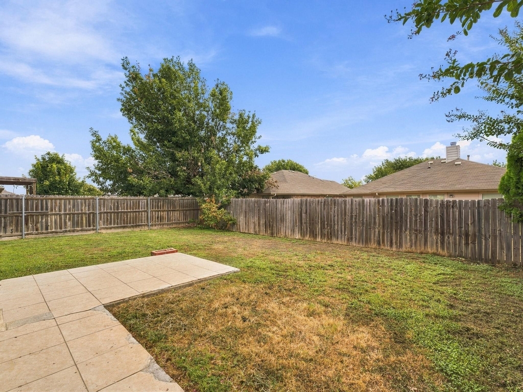 5820 Show Master Lane - Photo 34