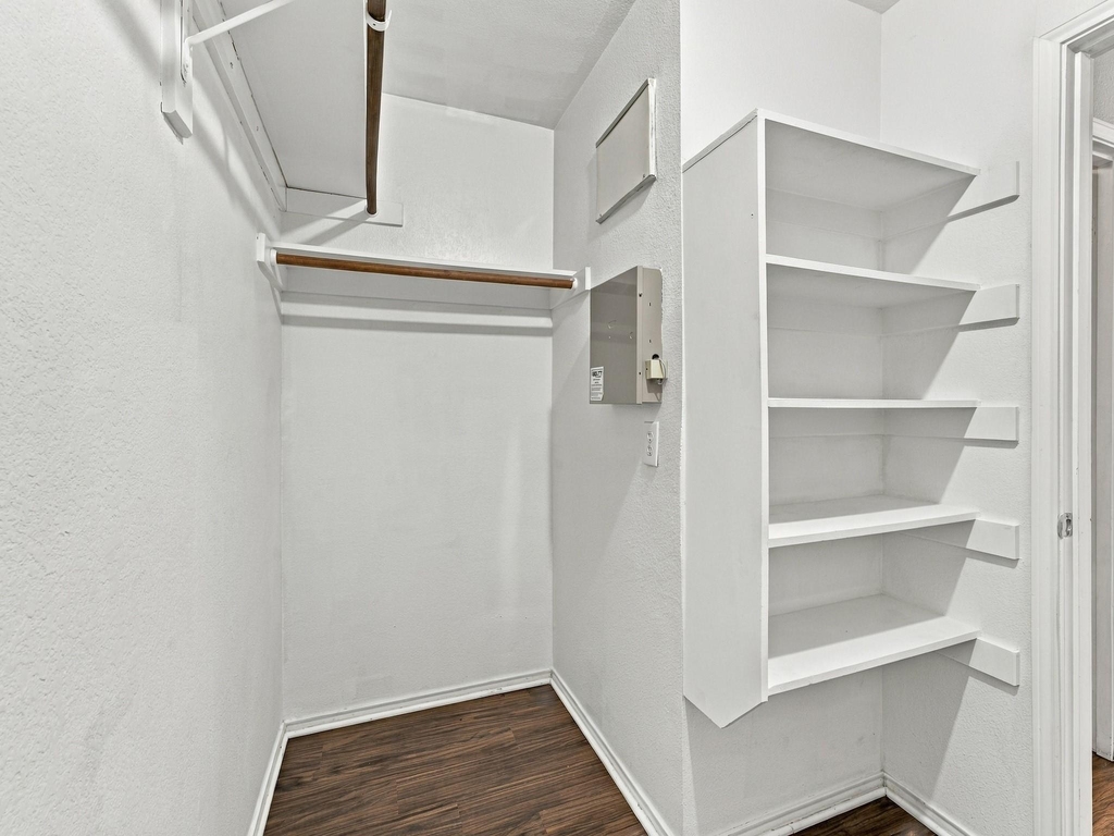 5820 Show Master Lane - Photo 29