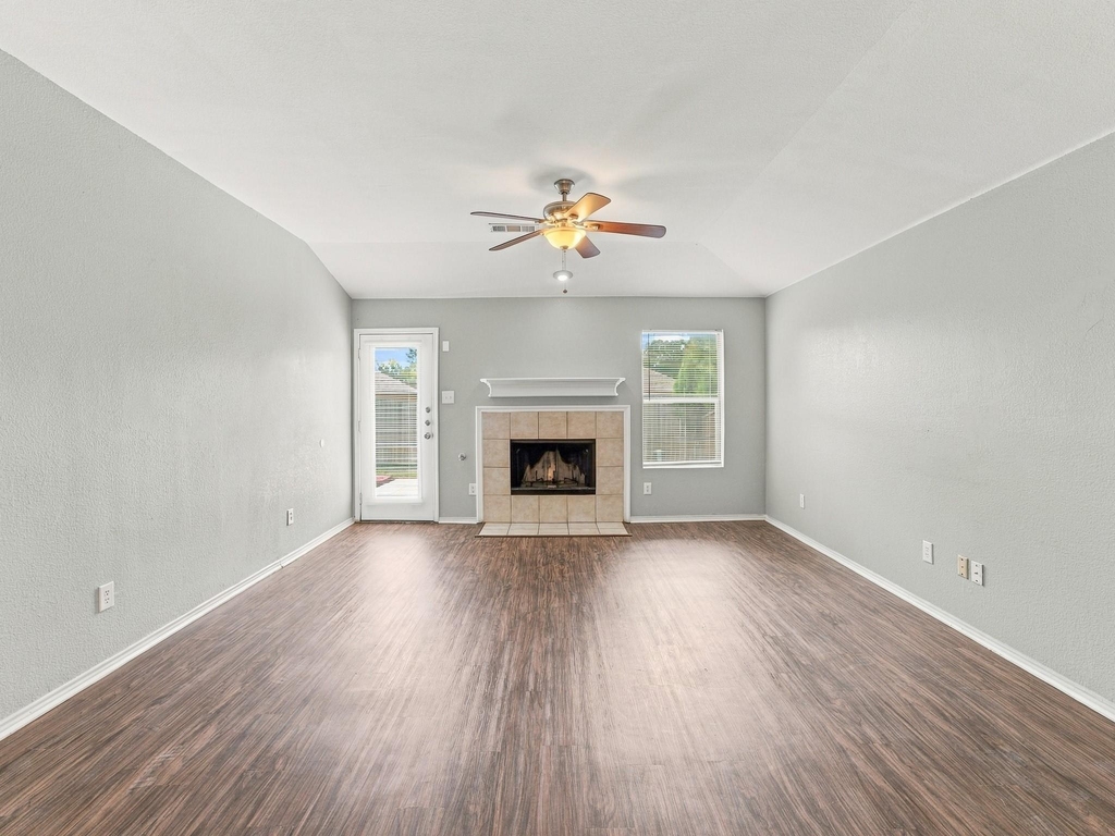 5820 Show Master Lane - Photo 19