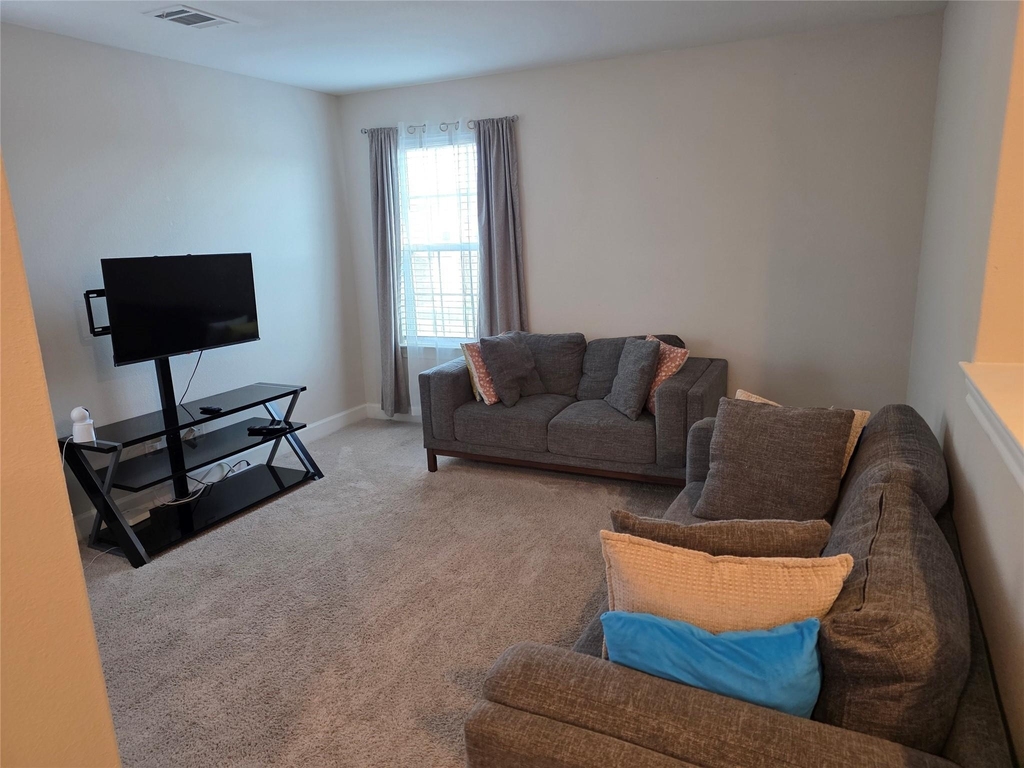 1004 Princeton Heights - Photo 11