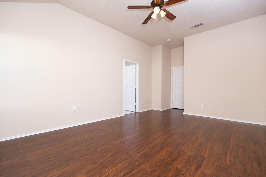1207 Brook Drive - Photo 21
