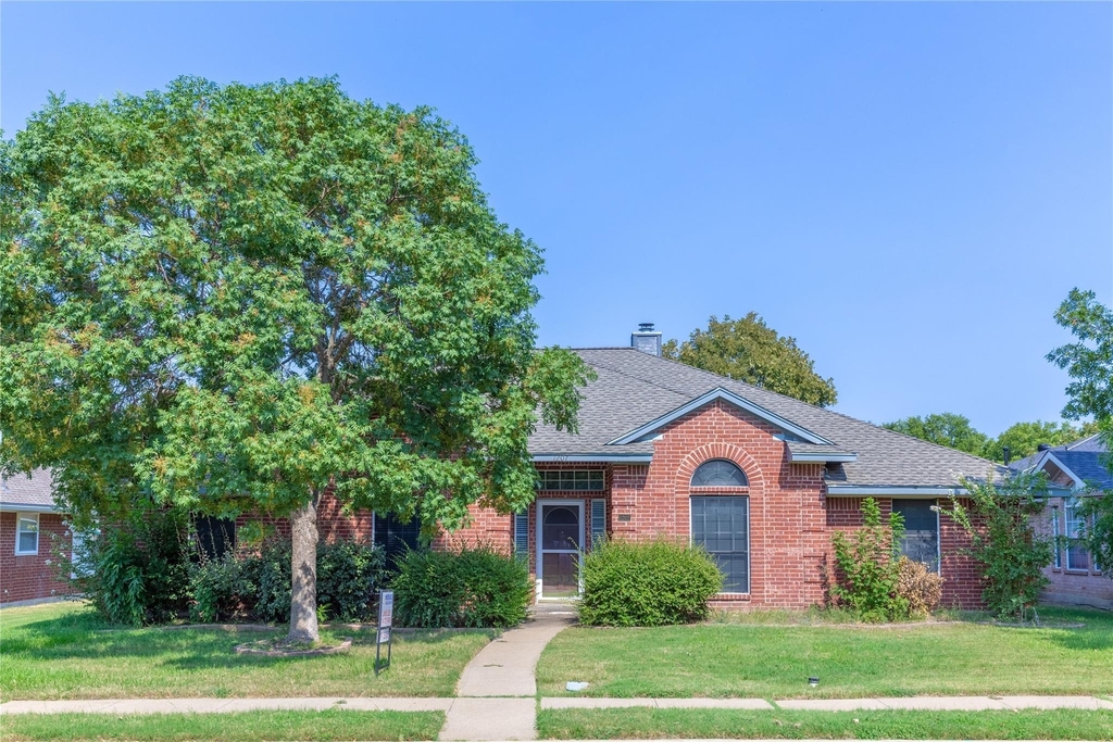 1207 Brook Drive - Photo 0