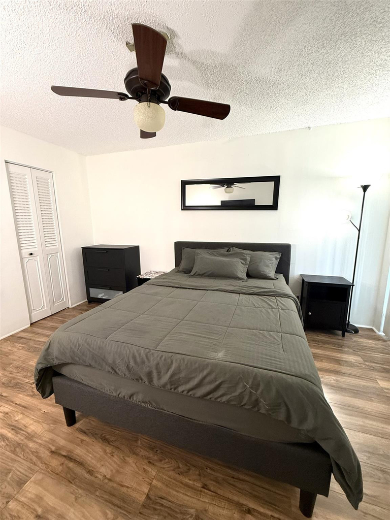 2741 E Taft Street - Photo 19