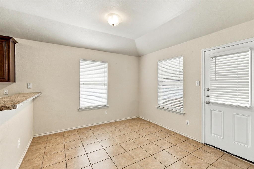 2515 Wynngate Drive - Photo 14