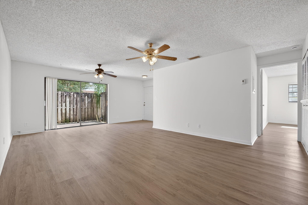 9401 Nw 49th Place - Photo 4
