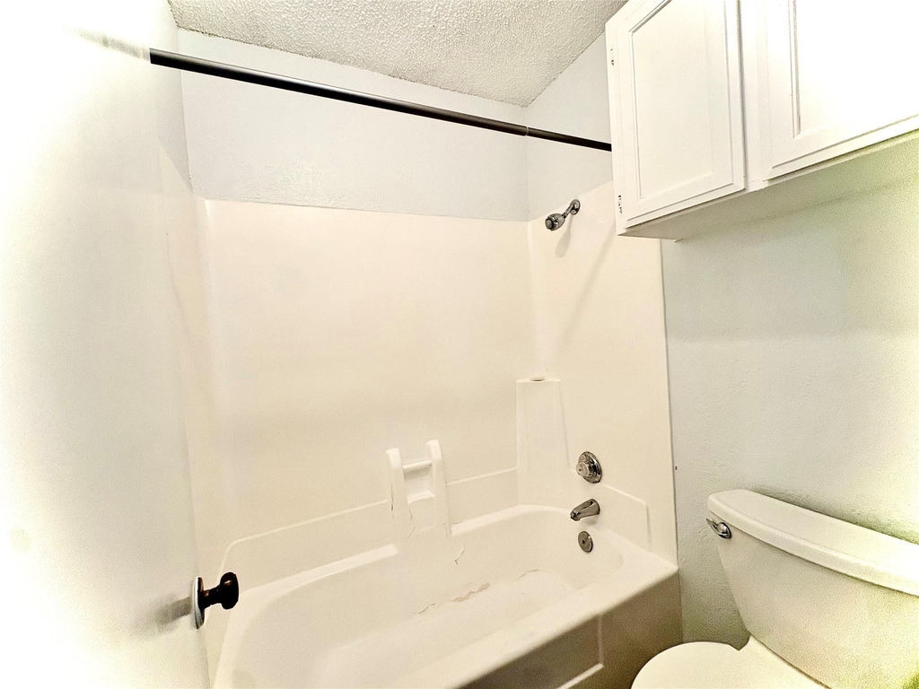 1920 San Rafael Street - Photo 17