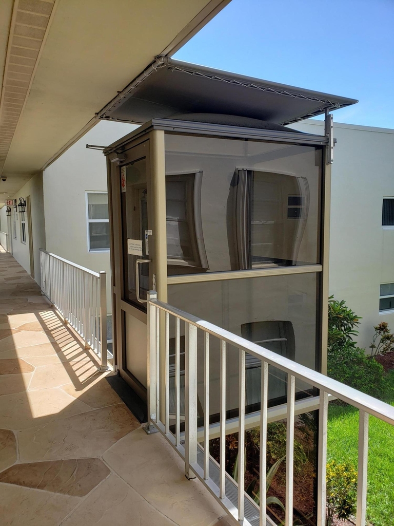 904 Flanders Drive S - Photo 17