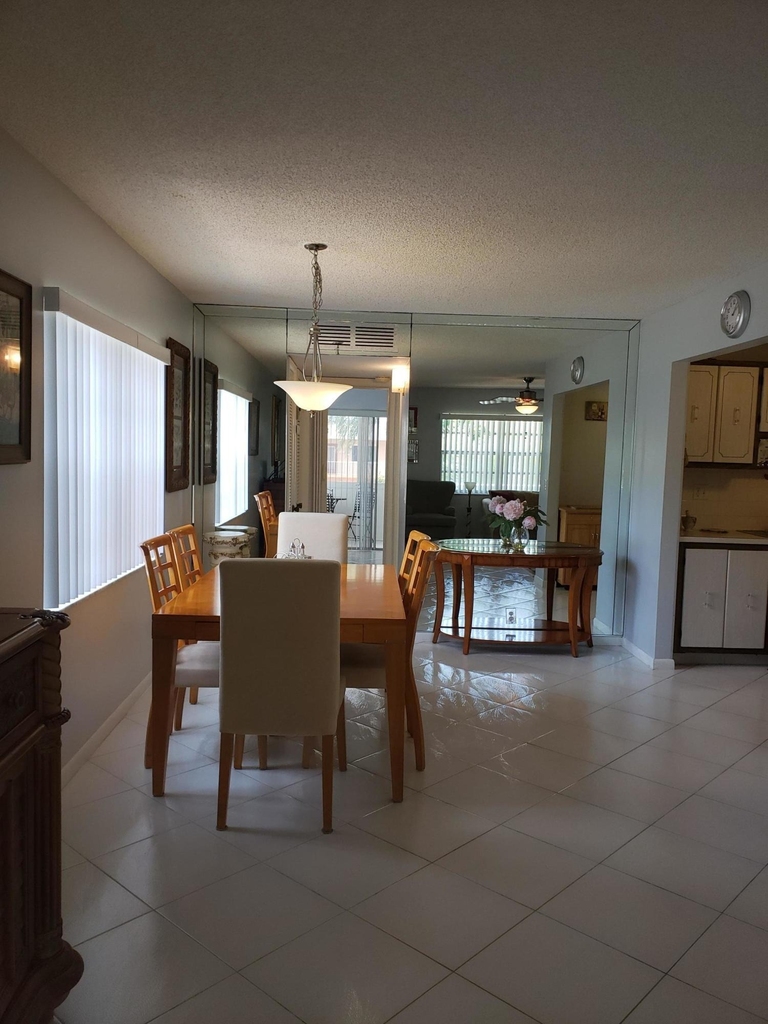 904 Flanders Drive S - Photo 10