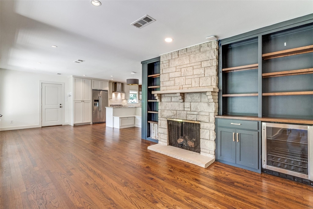 519 Northlake Drive - Photo 11