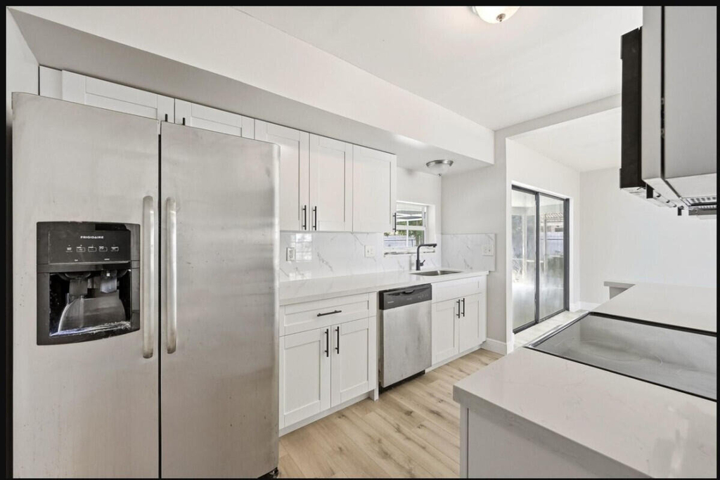 8 Ne 9th Avenue - Photo 6