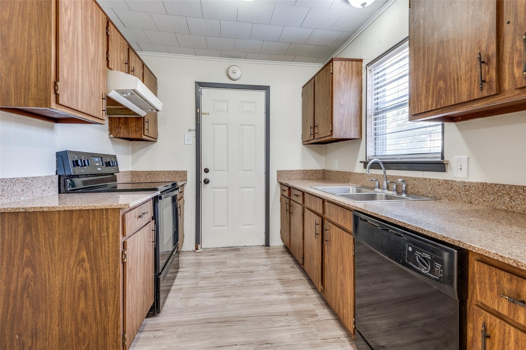 9311 Oakland Drive - Photo 4