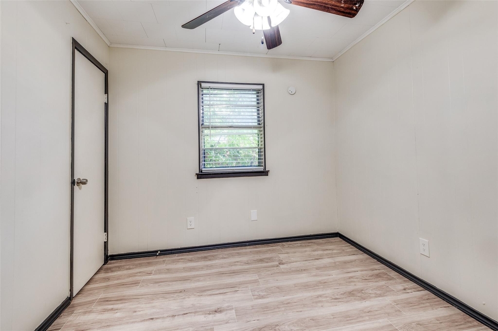 9311 Oakland Drive - Photo 10