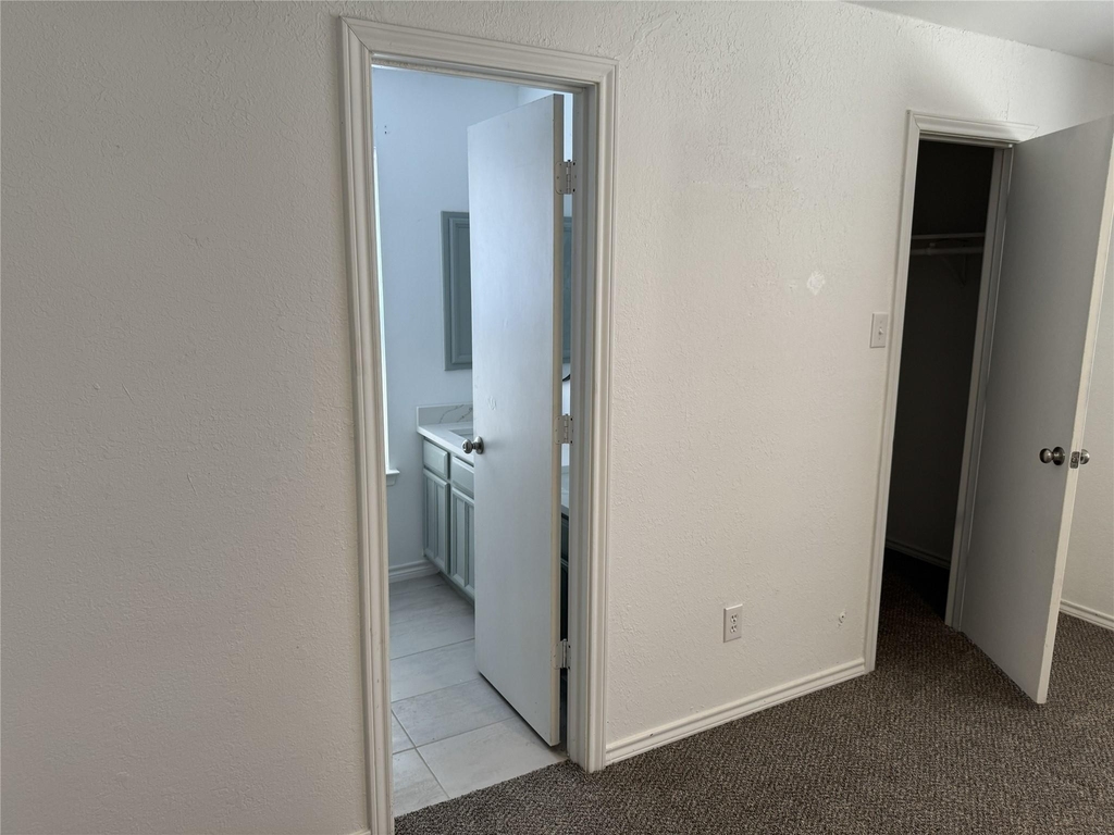 2007 Cologne Drive - Photo 4
