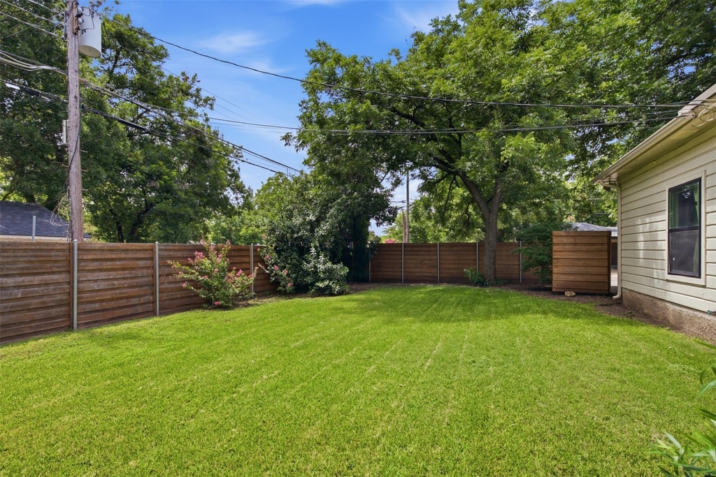 1430 S Montreal Avenue - Photo 5