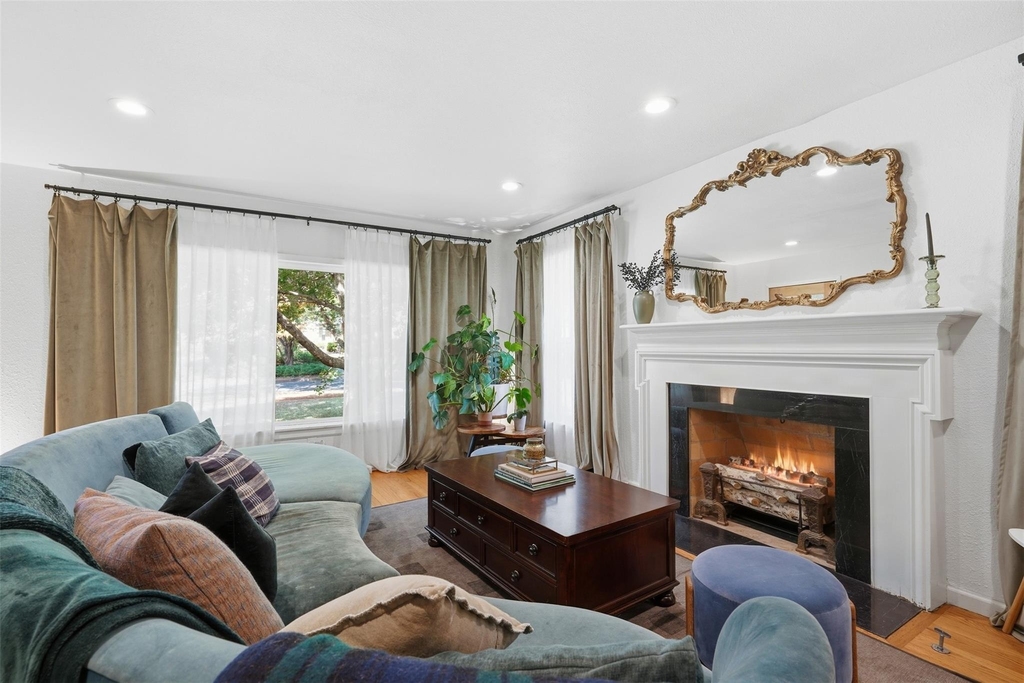 1430 S Montreal Avenue - Photo 12