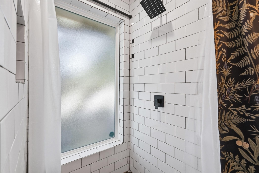 1430 S Montreal Avenue - Photo 35