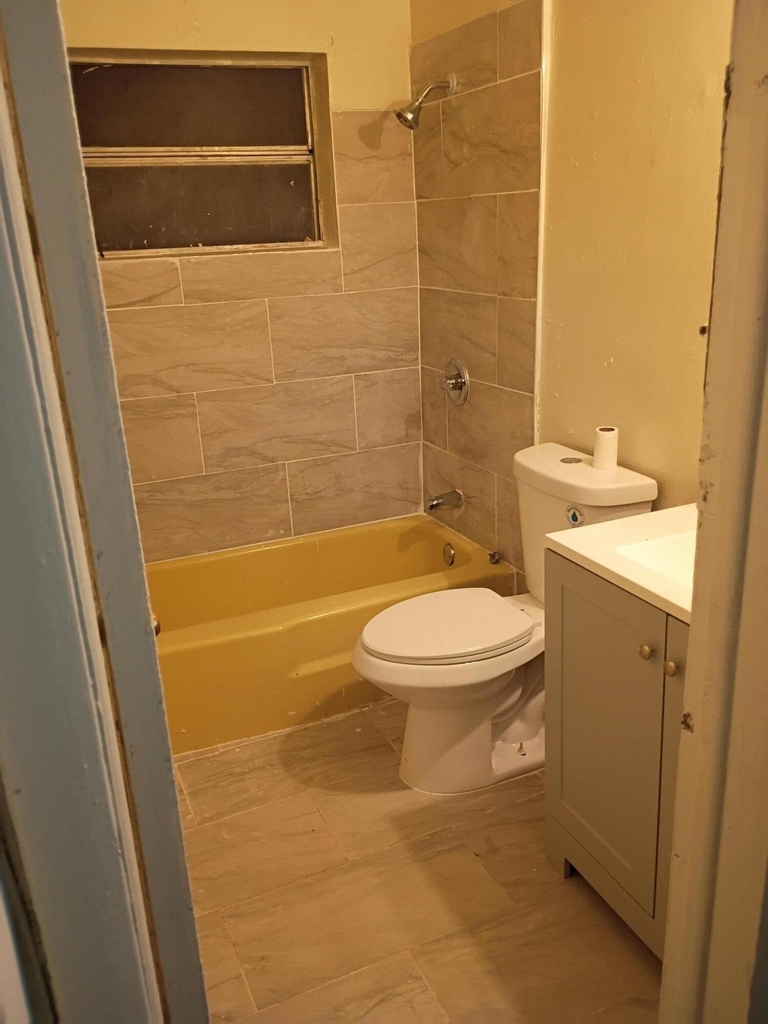 1845 Nw 55th Avenue - Photo 3