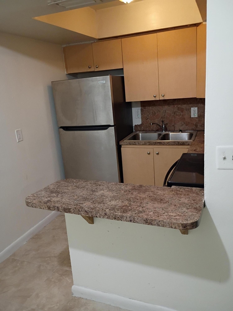 1845 Nw 55th Avenue - Photo 2