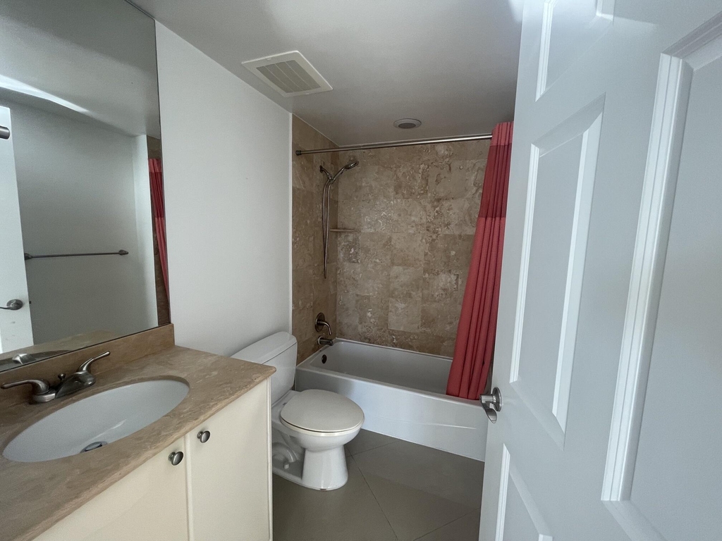 1755 E Hallandale Beach Boulevard - Photo 7