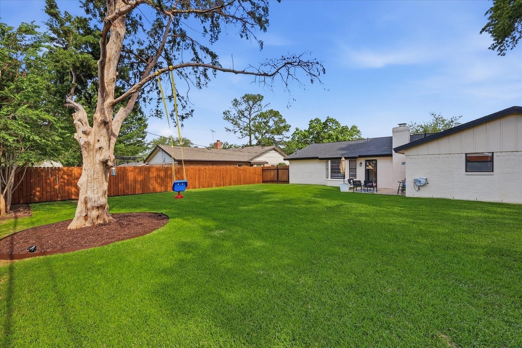 217 E Louella Drive - Photo 33