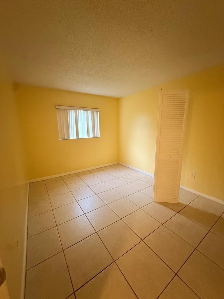 1741 3rd Avenue N - Photo 2