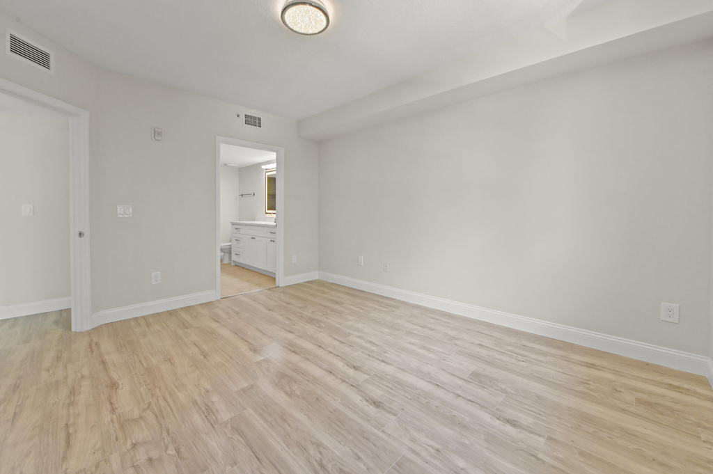600 S Dixie Highway - Photo 25