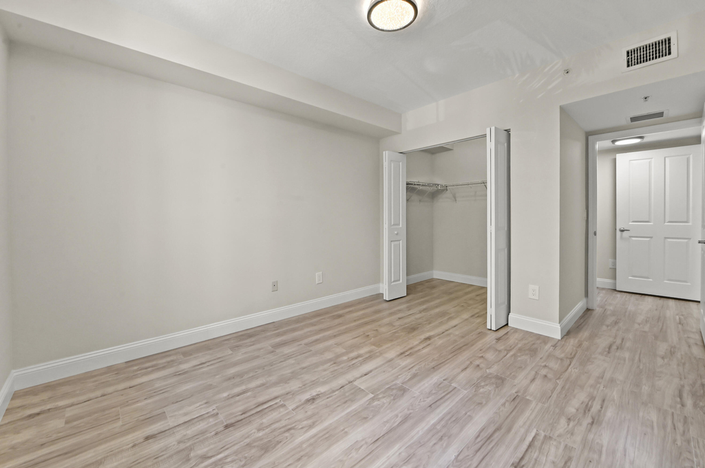 600 S Dixie Highway - Photo 30