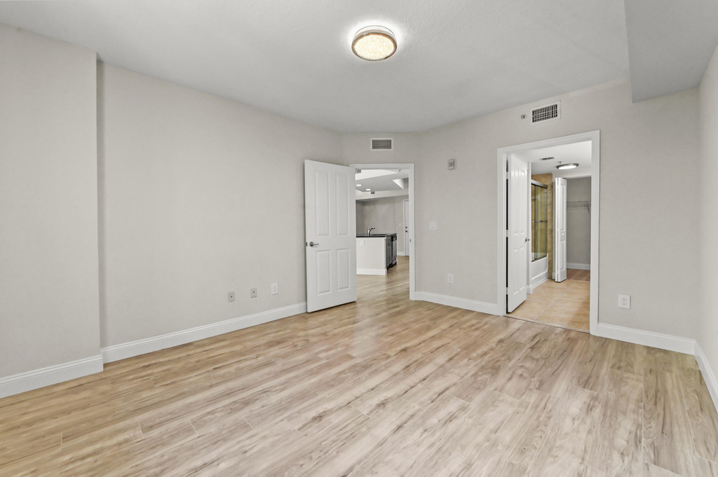 600 S Dixie Highway - Photo 26