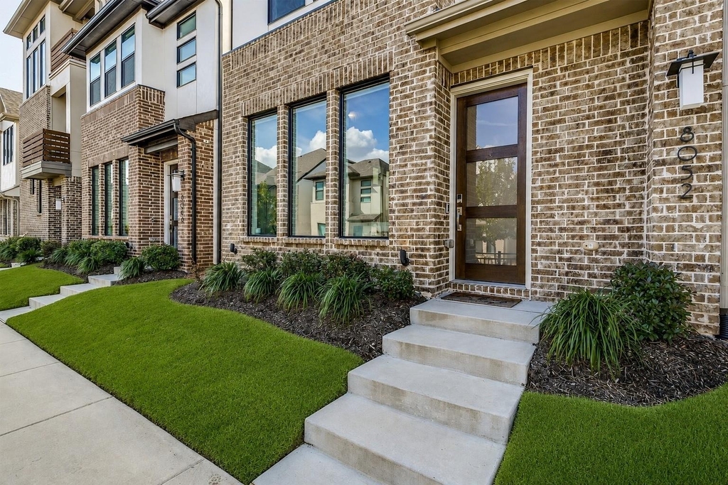 8052 Zeppos Drive - Photo 1