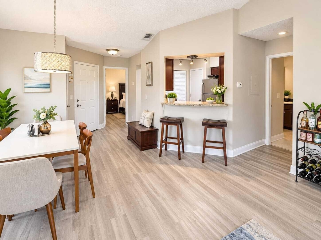 815 W Boynton Beach Boulevard - Photo 0