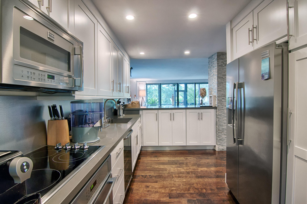 2735 Polo Island Drive - Photo 6