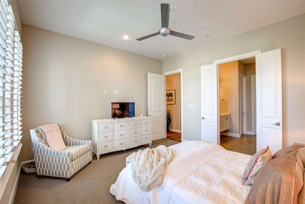 5015 Meridian Lane - Photo 10