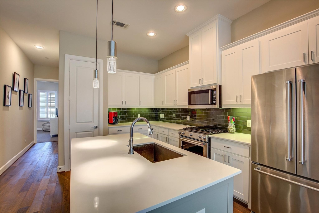 5015 Meridian Lane - Photo 5