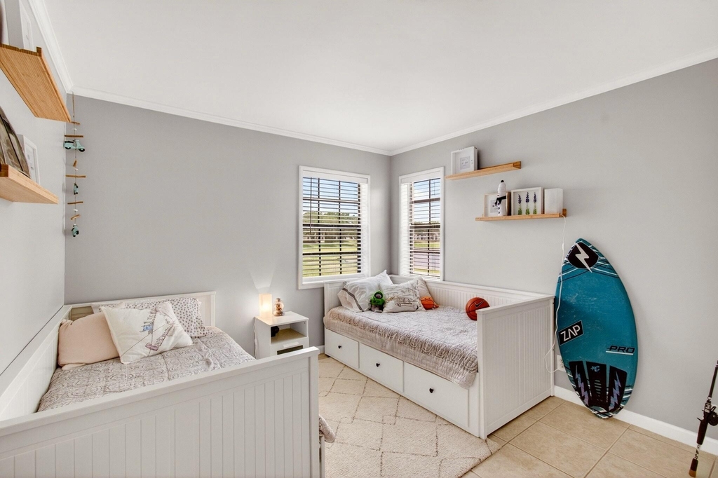321 Norwood Terrace - Photo 17