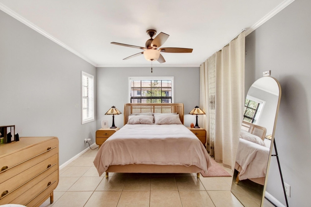 321 Norwood Terrace - Photo 11