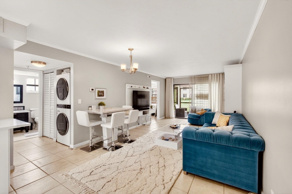321 Norwood Terrace - Photo 4