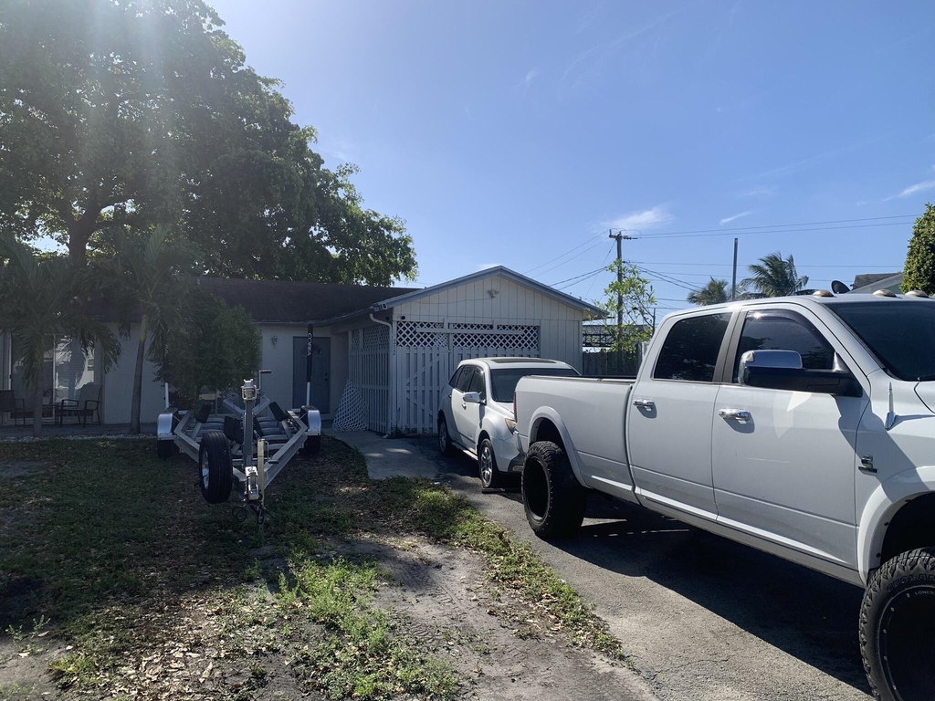 212 Nw 41st Court - Photo 18