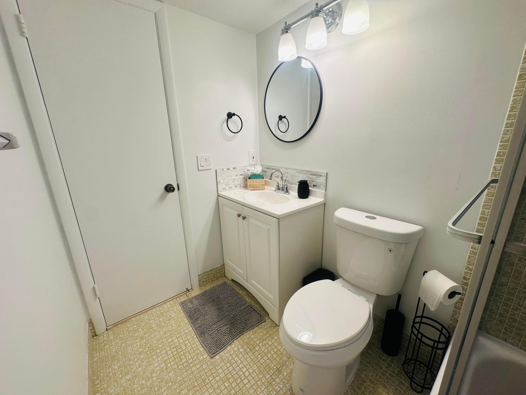 264 Farnham K - Photo 16