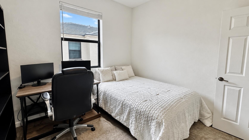 520 Sw 19th Way - Photo 15